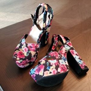 Floral Platform Sandal